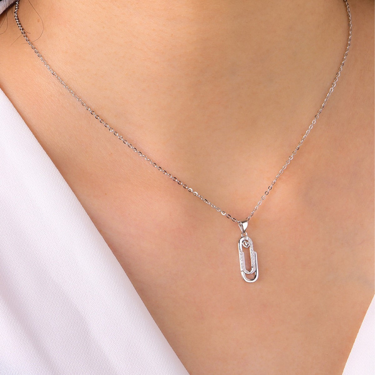 Moissanite Paperclip Heart Pendant 925 Sterling Silver Necklace