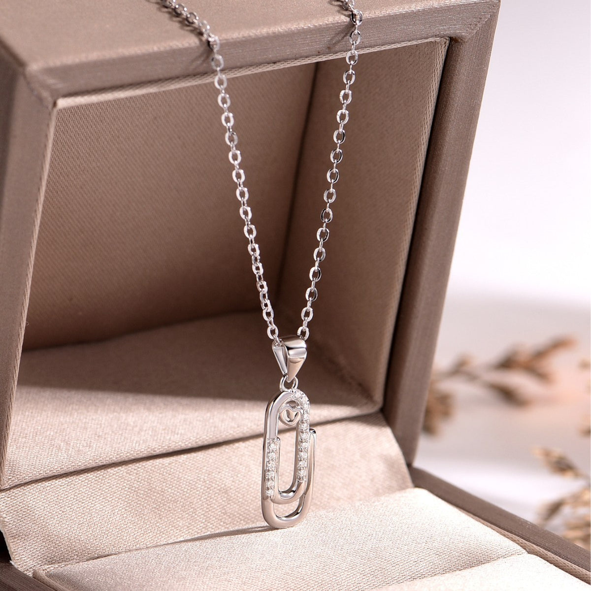 Moissanite Paperclip Heart Pendant 925 Sterling Silver Necklace
